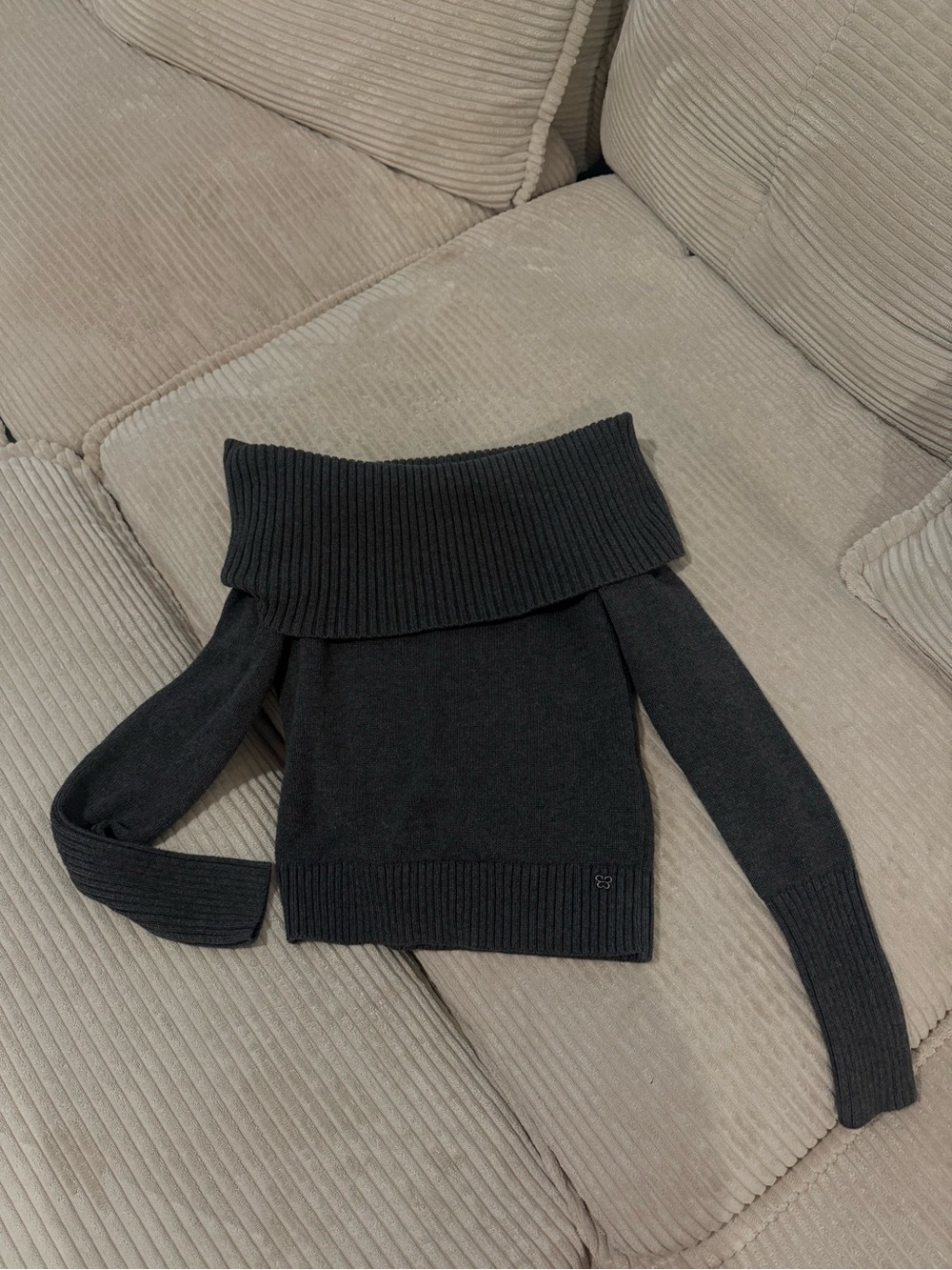 Aritzia Sunday Best Ribbed Sweater